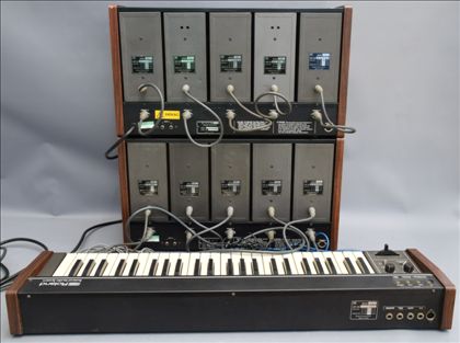 Roland-System 100M 10 modules & keys